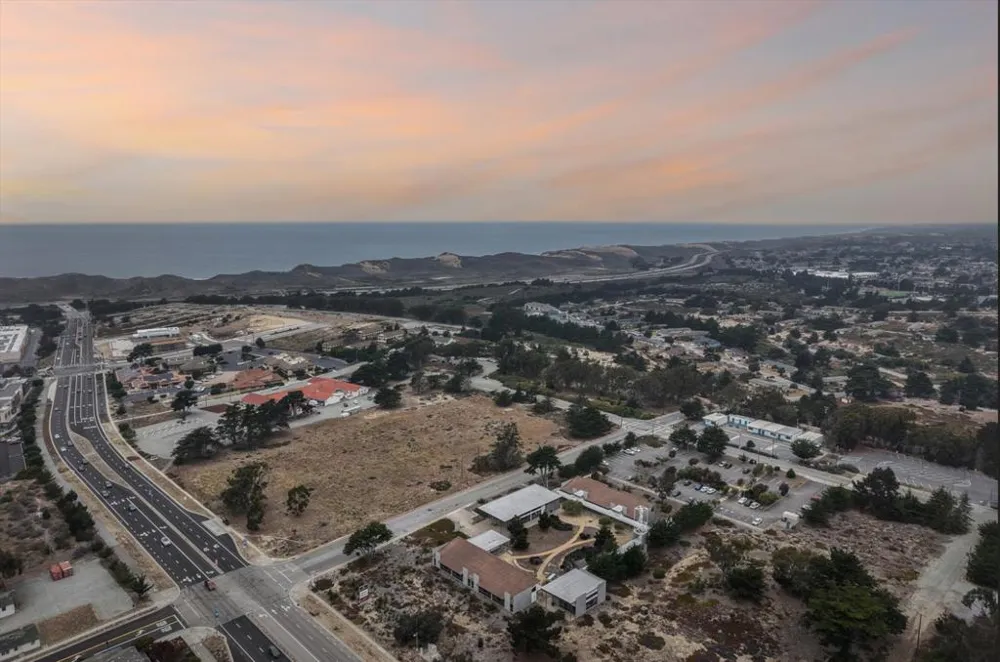2797 Telegraph Boulevard Marina, CA 93933