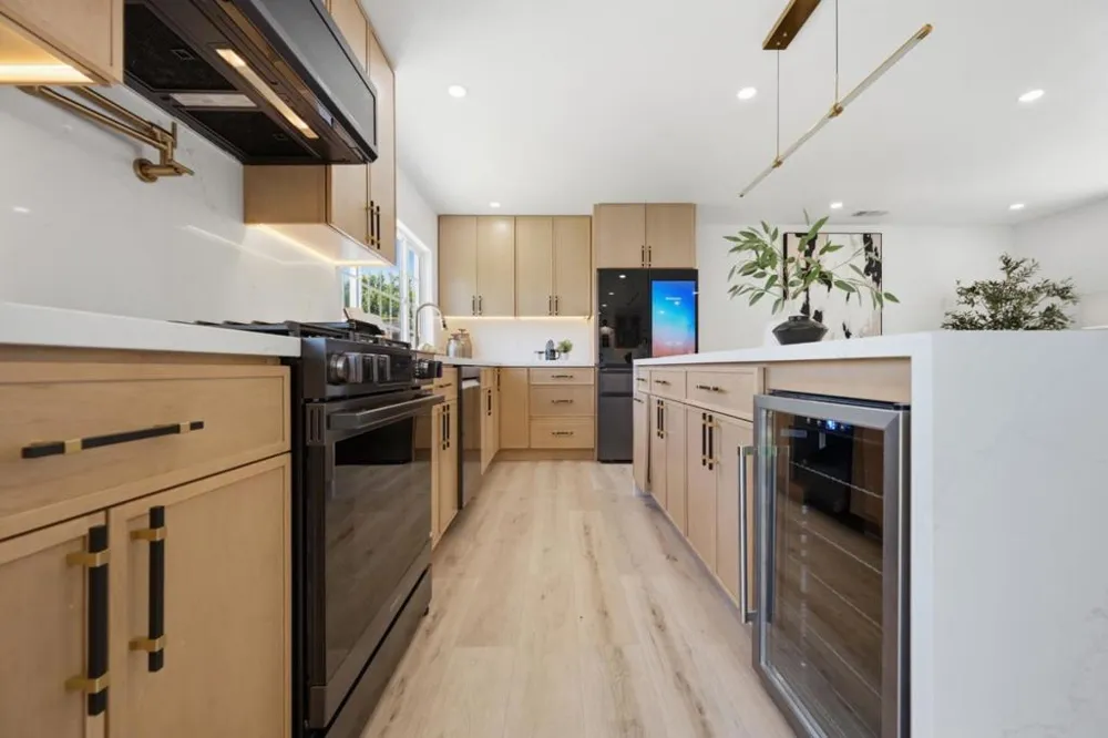 3198 Knights Bridge Road San Jose, CA 95132