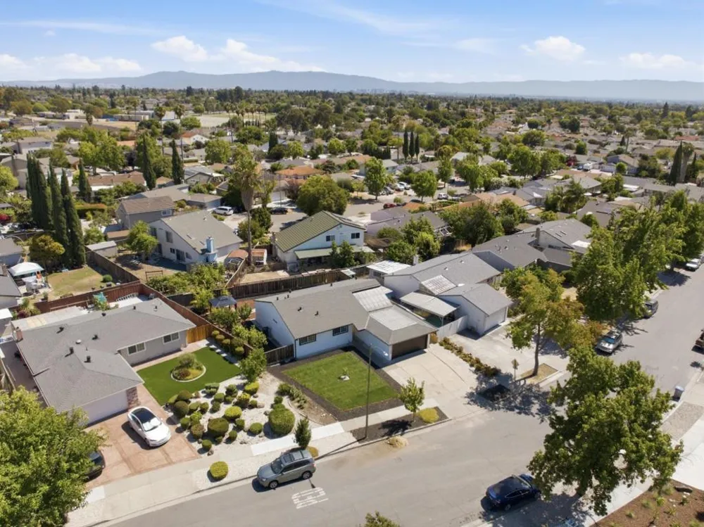 3198 Knights Bridge Road San Jose, CA 95132