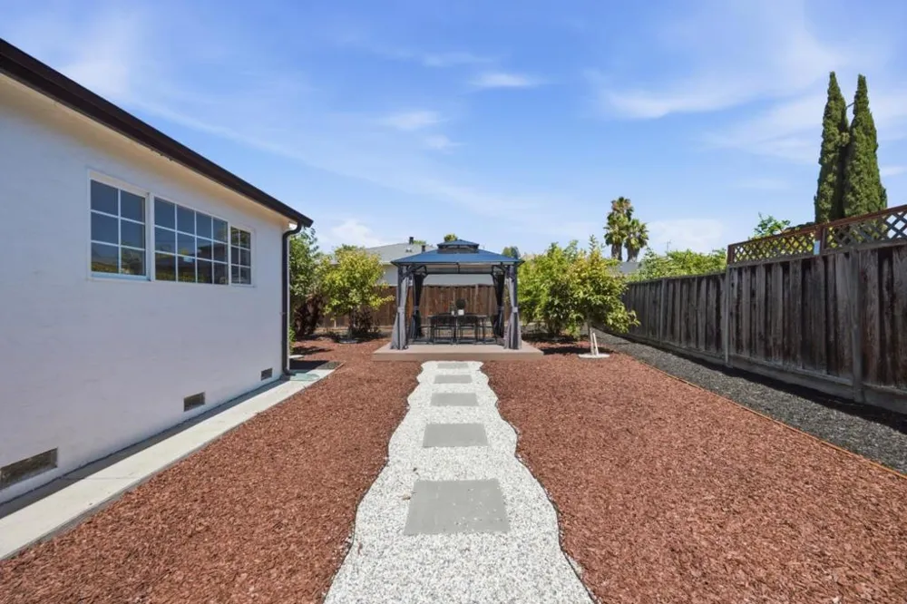 3198 Knights Bridge Road San Jose, CA 95132