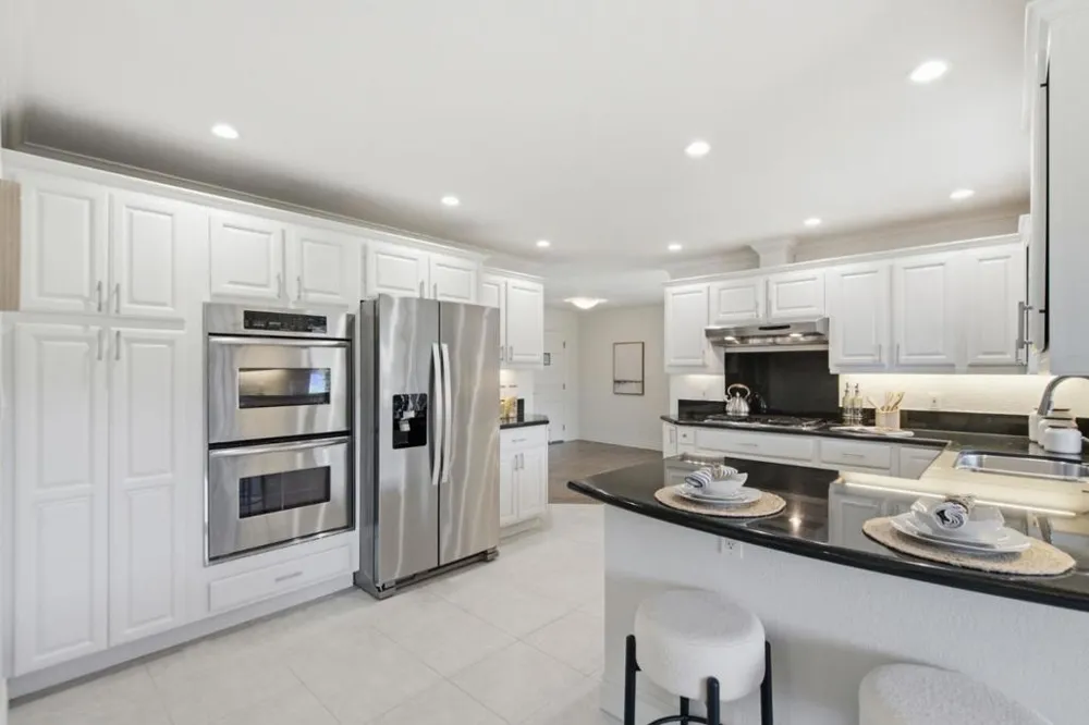 66 Club Drive San Carlos, CA 94070