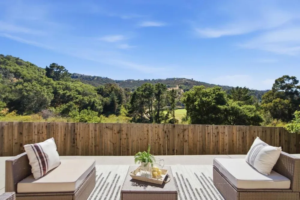 66 Club Drive San Carlos, CA 94070