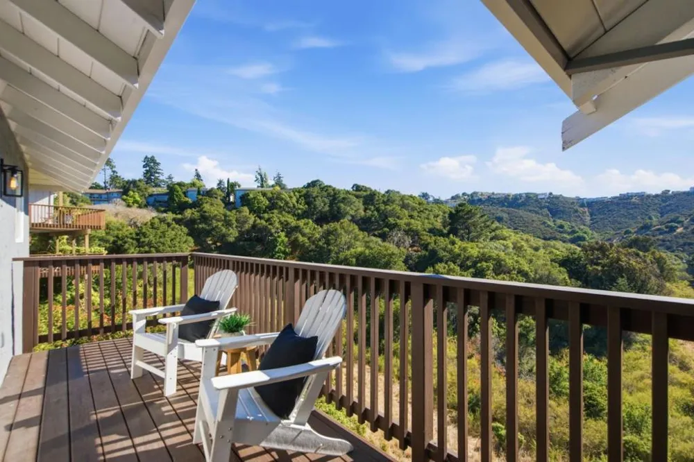 66 Club Drive San Carlos, CA 94070