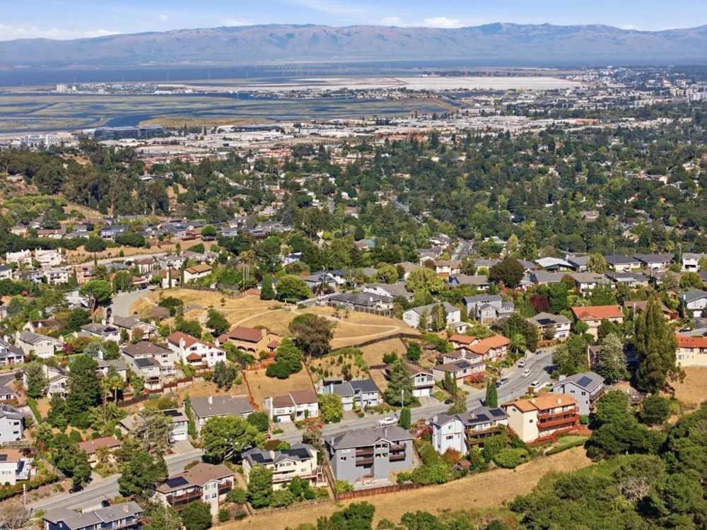 66 Club Drive San Carlos, CA 94070