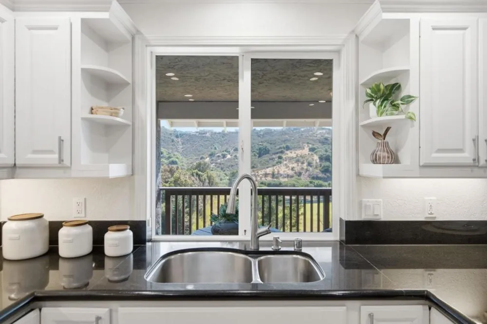 66 Club Drive San Carlos, CA 94070