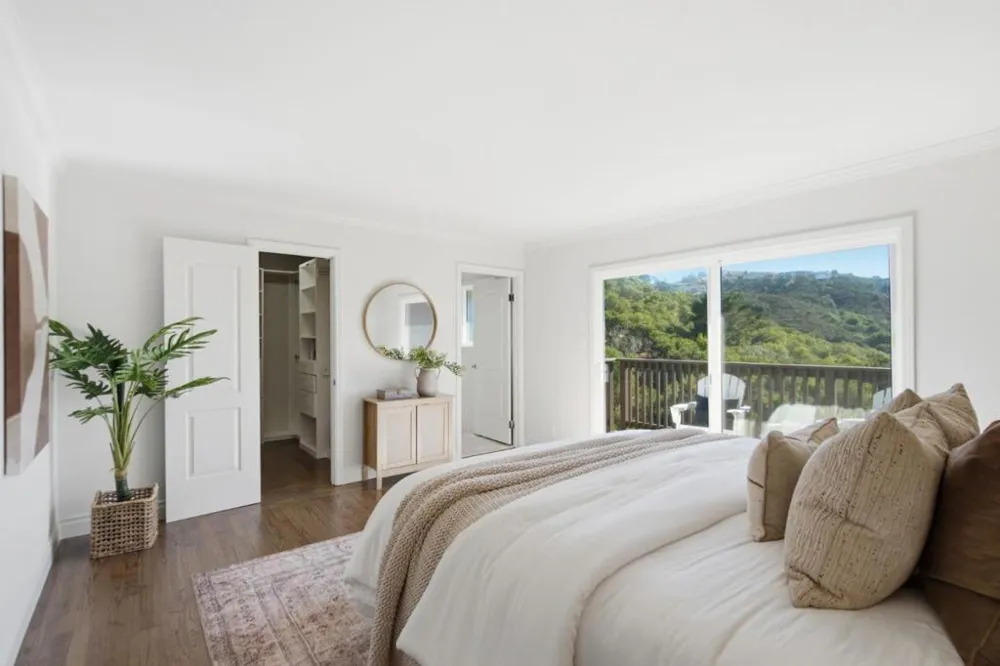 66 Club Drive San Carlos, CA 94070