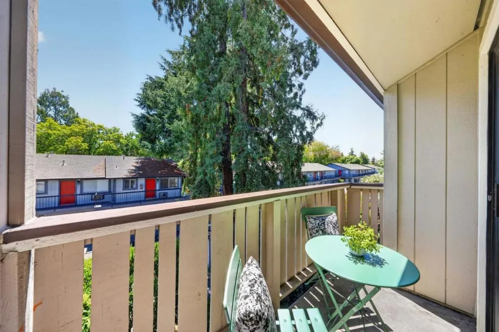 131 Union Avenue #H Campbell, CA 95008