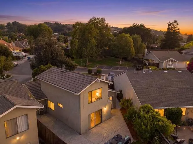 8710 Jan Drive Gilroy, CA 95020