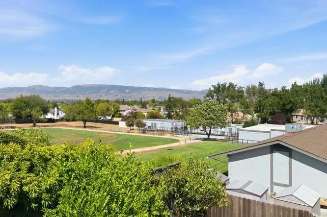 8710 Jan Drive Gilroy, CA 95020