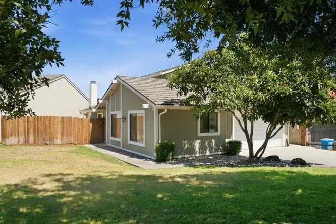 8710 Jan Drive Gilroy, CA 95020