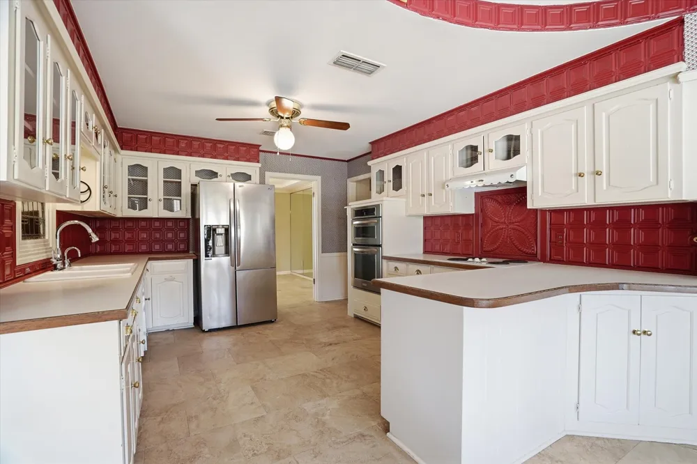 4201 Winding Way Benbrook, TX 76126