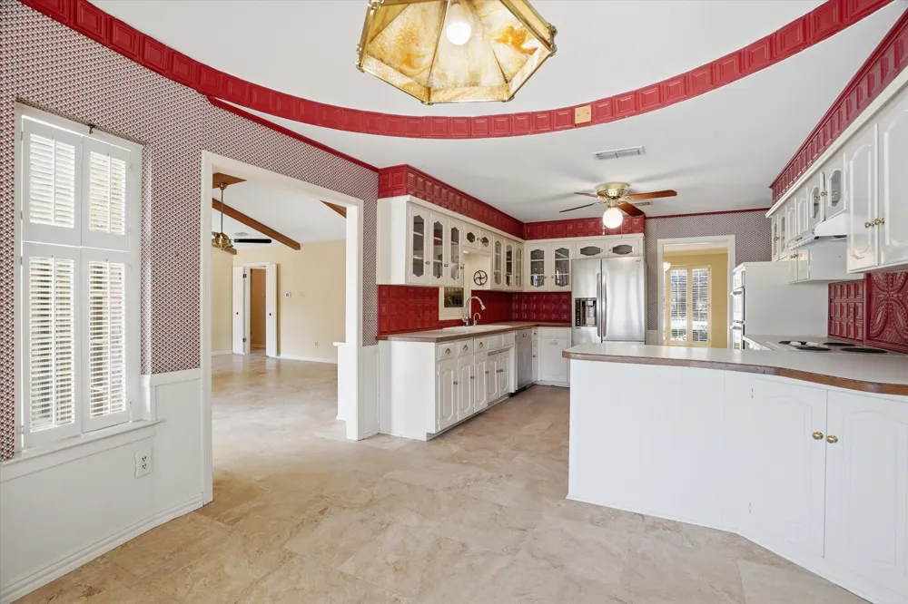 4201 Winding Way Benbrook, TX 76126