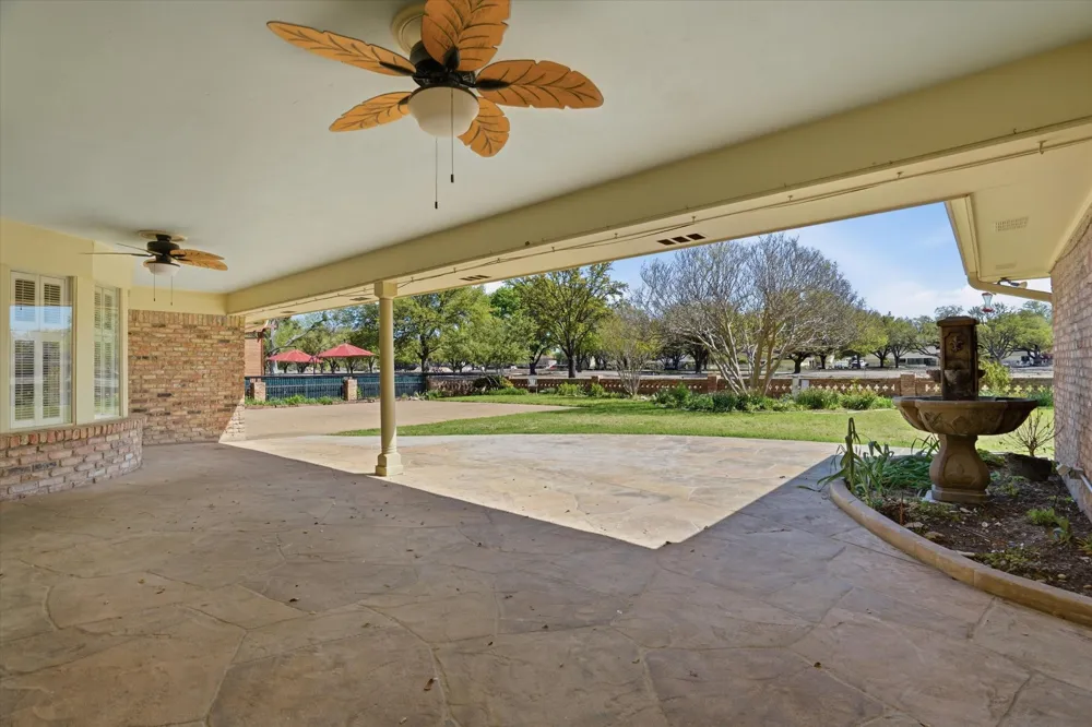 4201 Winding Way Benbrook, TX 76126