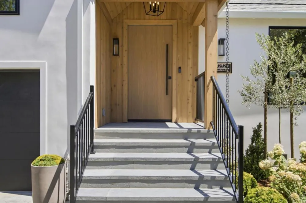 1232 Capuchino Avenue Burlingame, CA 94010