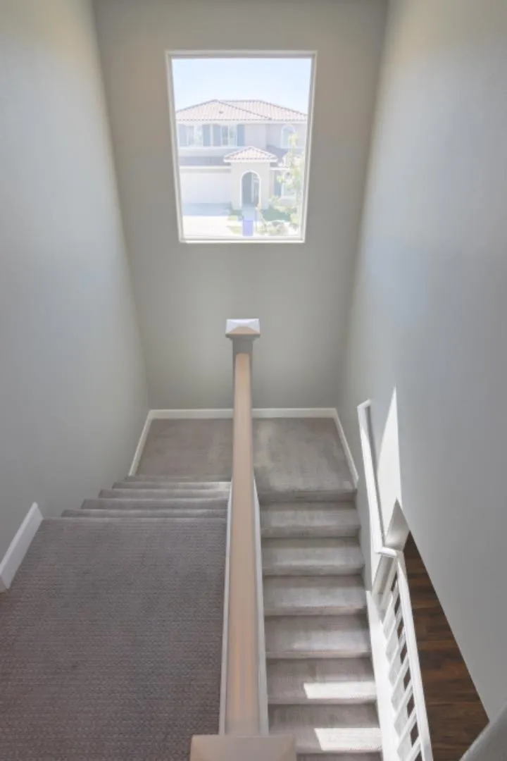 305 E Forsythia Way Mountain House, CA 95391