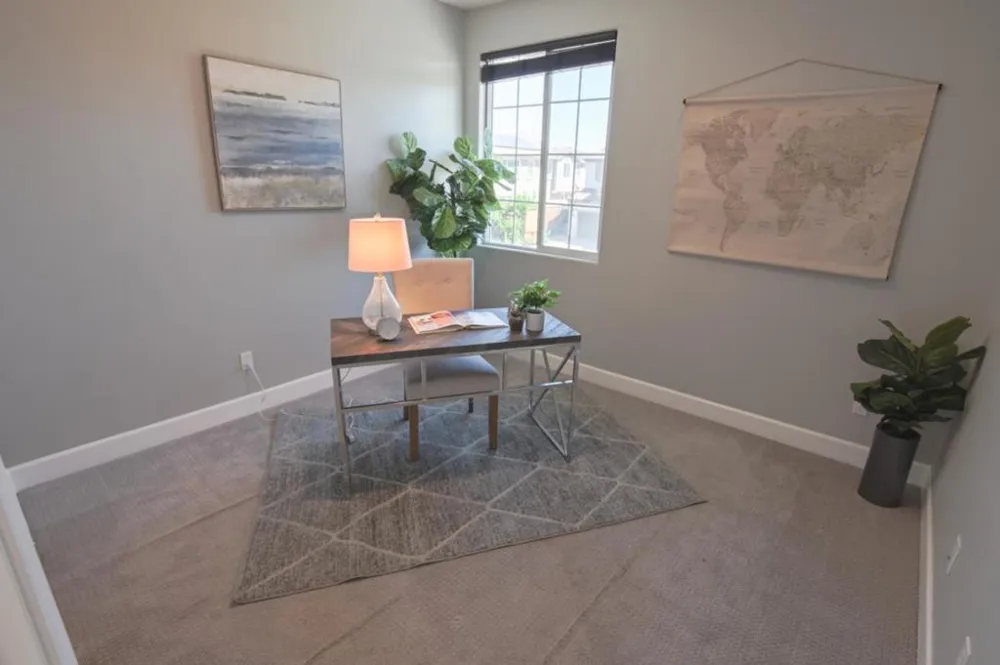 305 E Forsythia Way Mountain House, CA 95391