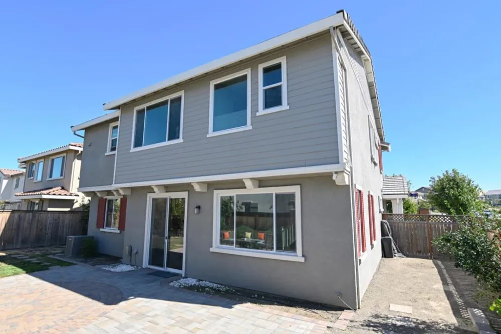 305 E Forsythia Way Mountain House, CA 95391