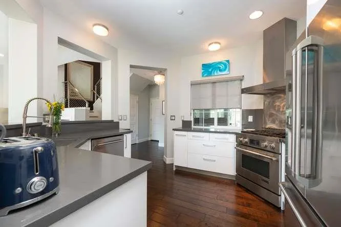 107 Positano Circle Redwood City, CA 94065
