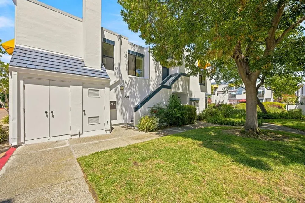 681 Portofino Lane Foster City, CA 94404