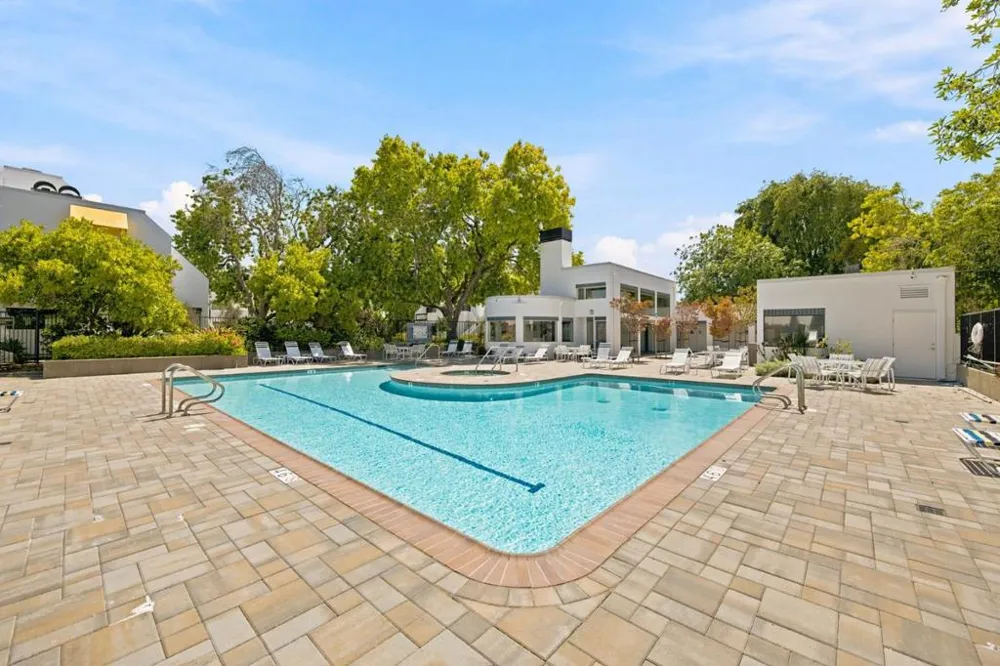 681 Portofino Lane Foster City, CA 94404