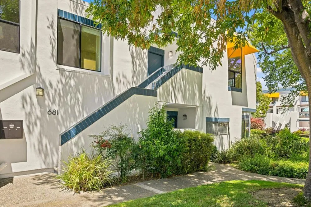 681 Portofino Lane Foster City, CA 94404