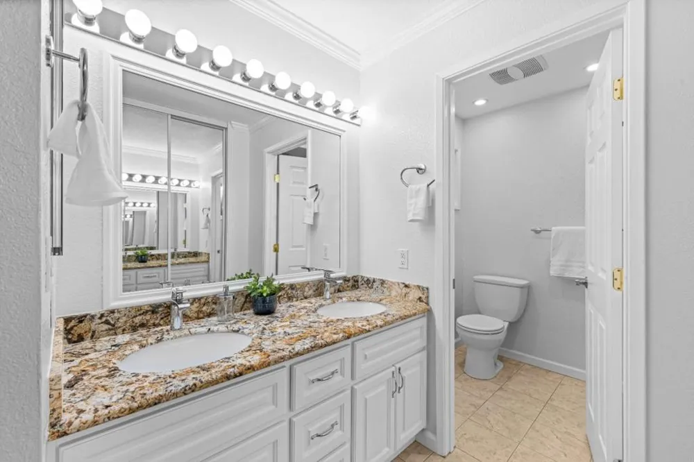8395 Westwood Drive Gilroy, CA 95020