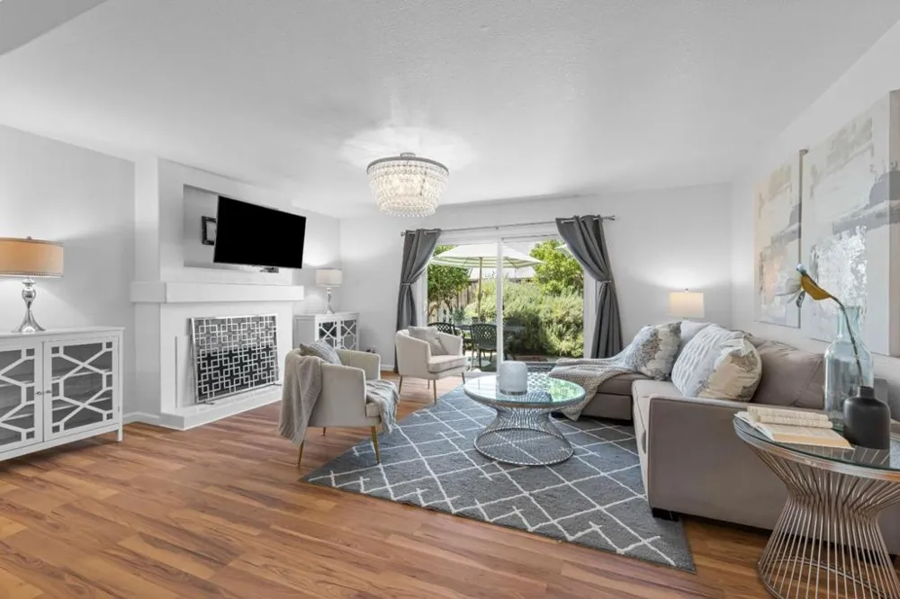 8395 Westwood Drive Gilroy, CA 95020