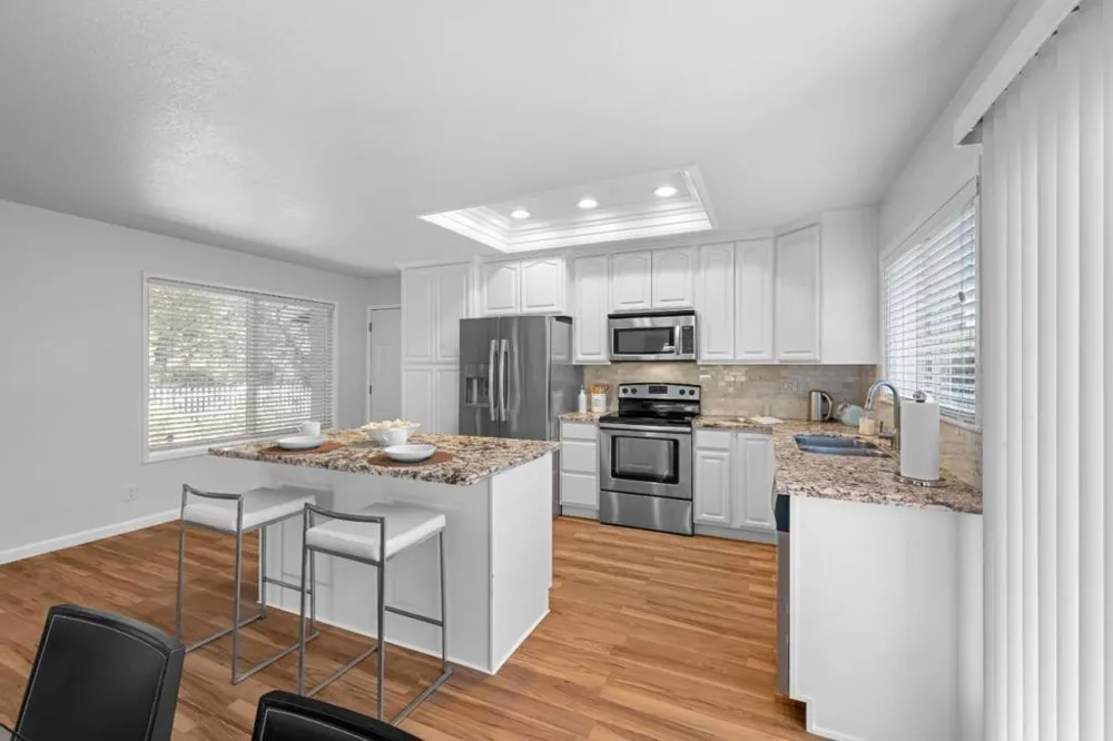 8395 Westwood Drive Gilroy, CA 95020