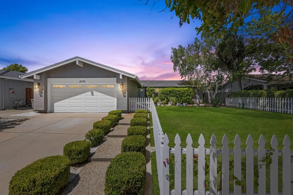 8395 Westwood Drive Gilroy, CA 95020