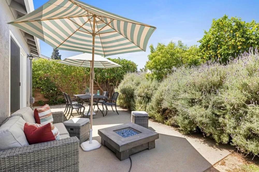 8395 Westwood Drive Gilroy, CA 95020