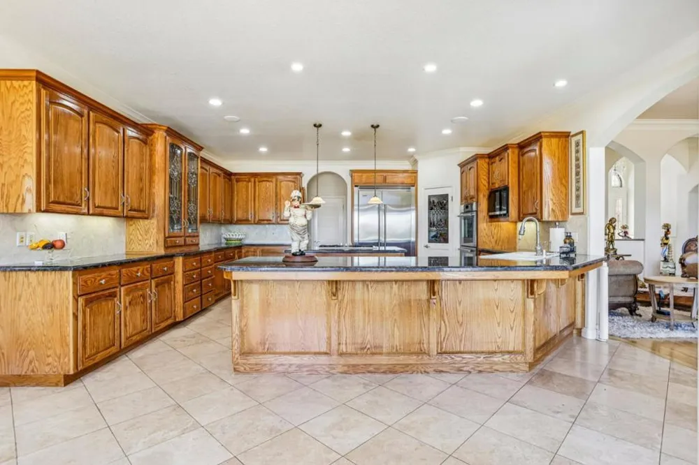 1515 S Ridgemark Drive Hollister, CA 95023