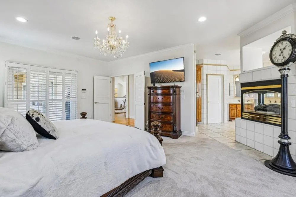 1515 S Ridgemark Drive Hollister, CA 95023