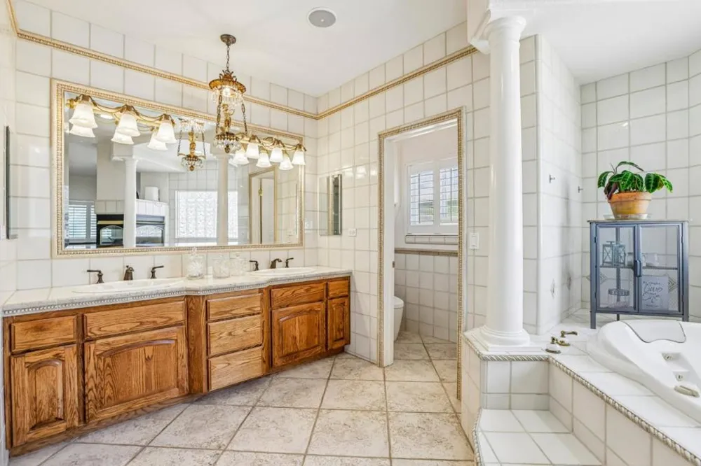 1515 S Ridgemark Drive Hollister, CA 95023