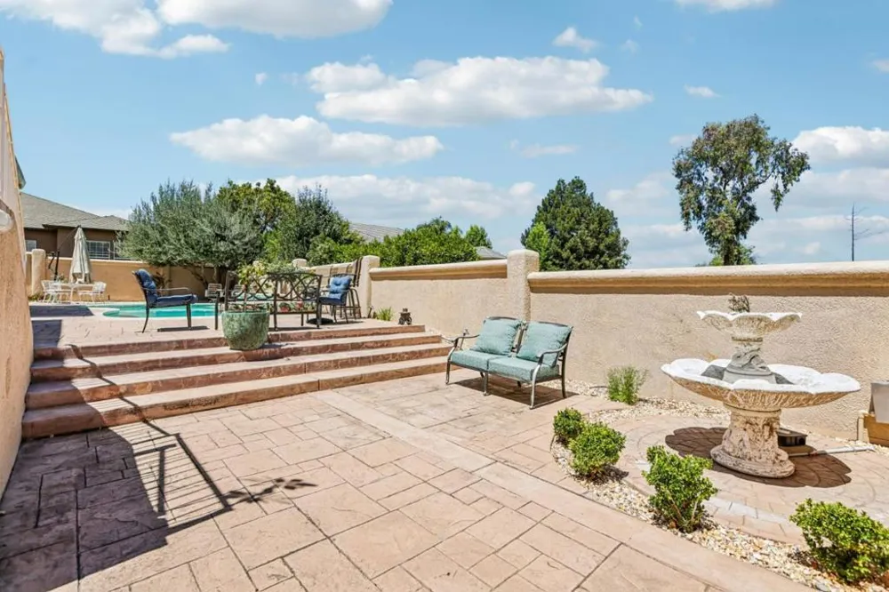 1515 S Ridgemark Drive Hollister, CA 95023