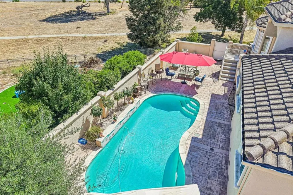 1515 S Ridgemark Drive Hollister, CA 95023