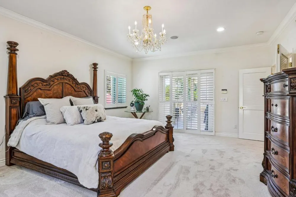 1515 S Ridgemark Drive Hollister, CA 95023