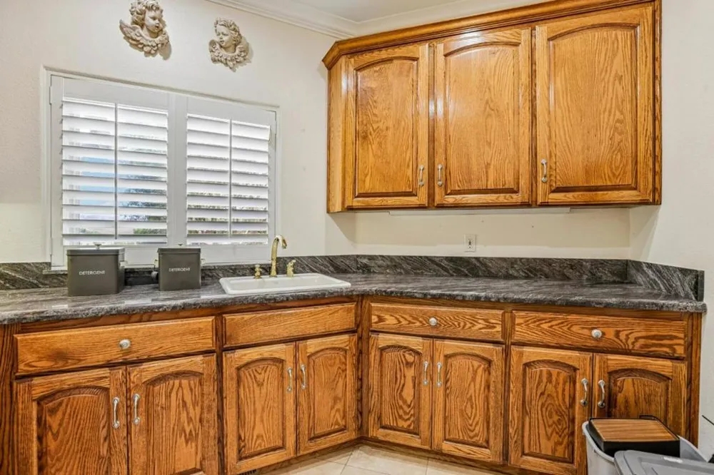 1515 S Ridgemark Drive Hollister, CA 95023