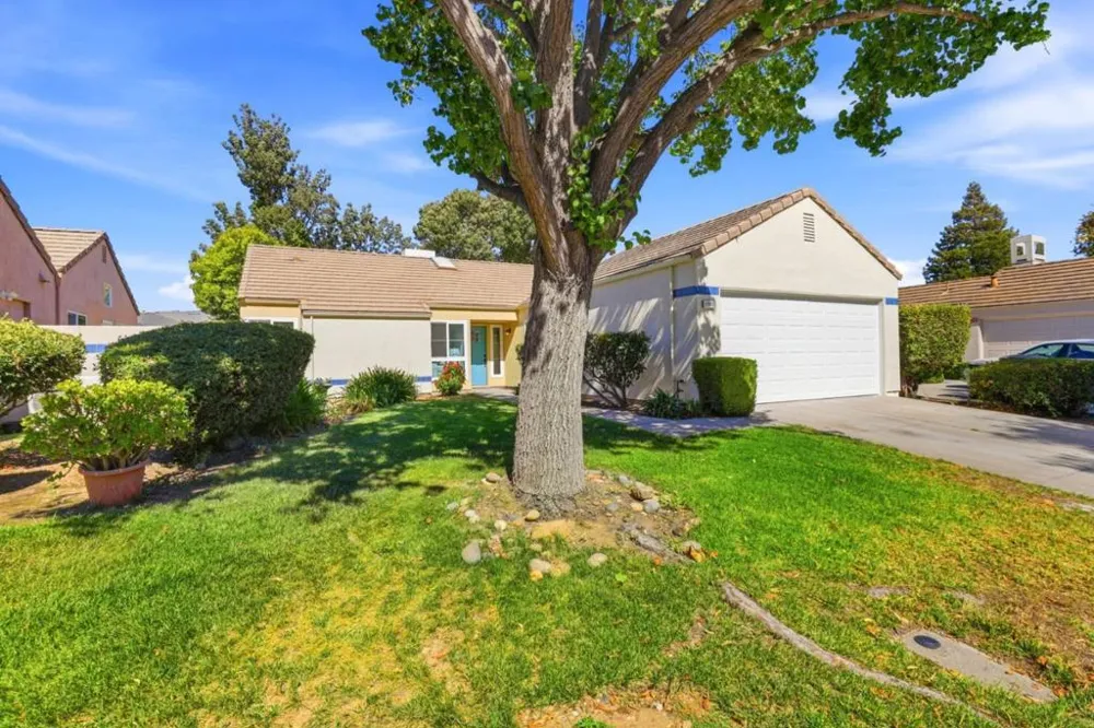 1385 Kelly Park Circle Morgan Hill, CA 95037