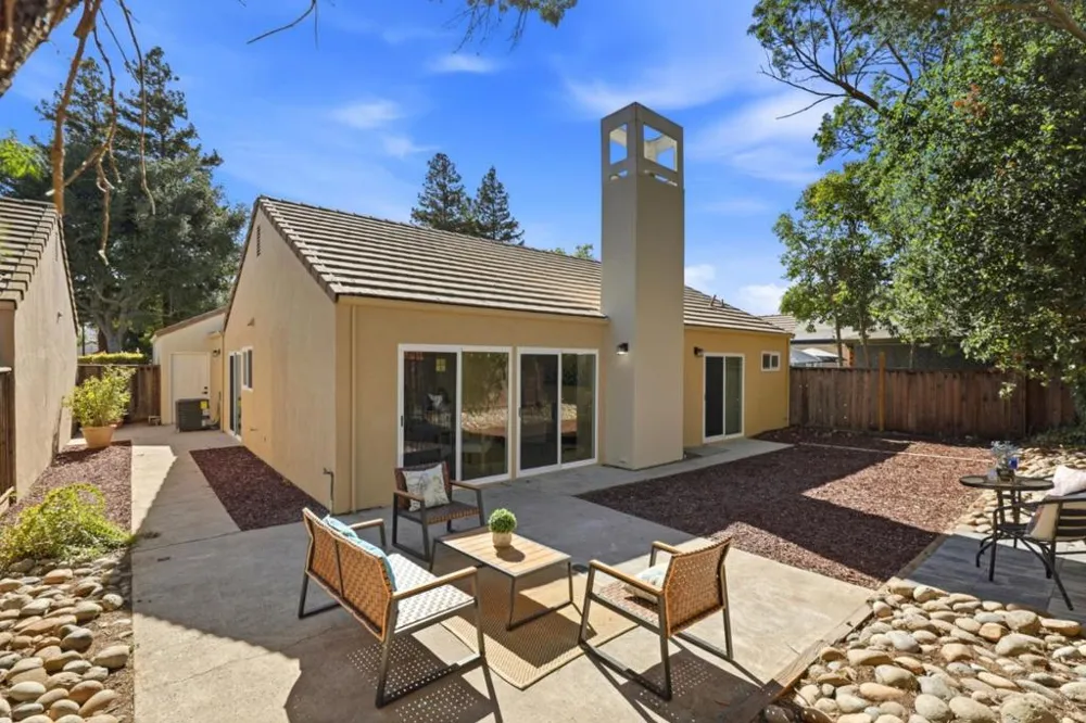 1385 Kelly Park Circle Morgan Hill, CA 95037