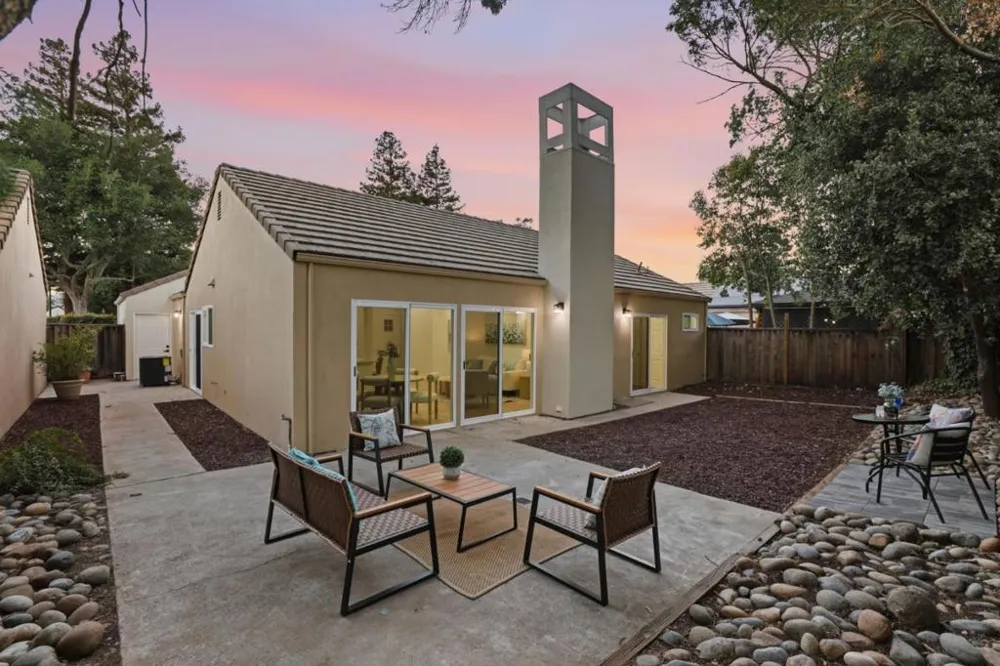 1385 Kelly Park Circle Morgan Hill, CA 95037