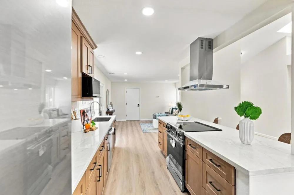 1385 Kelly Park Circle Morgan Hill, CA 95037