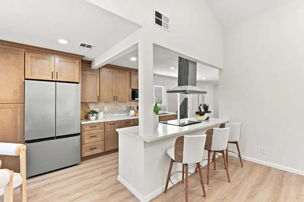 1385 Kelly Park Circle Morgan Hill, CA 95037