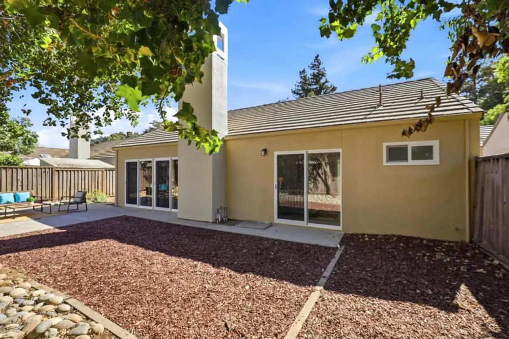 1385 Kelly Park Circle Morgan Hill, CA 95037