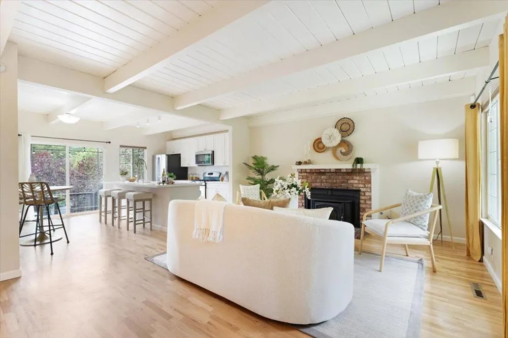 853 Old San Jose Road Soquel, CA 95073