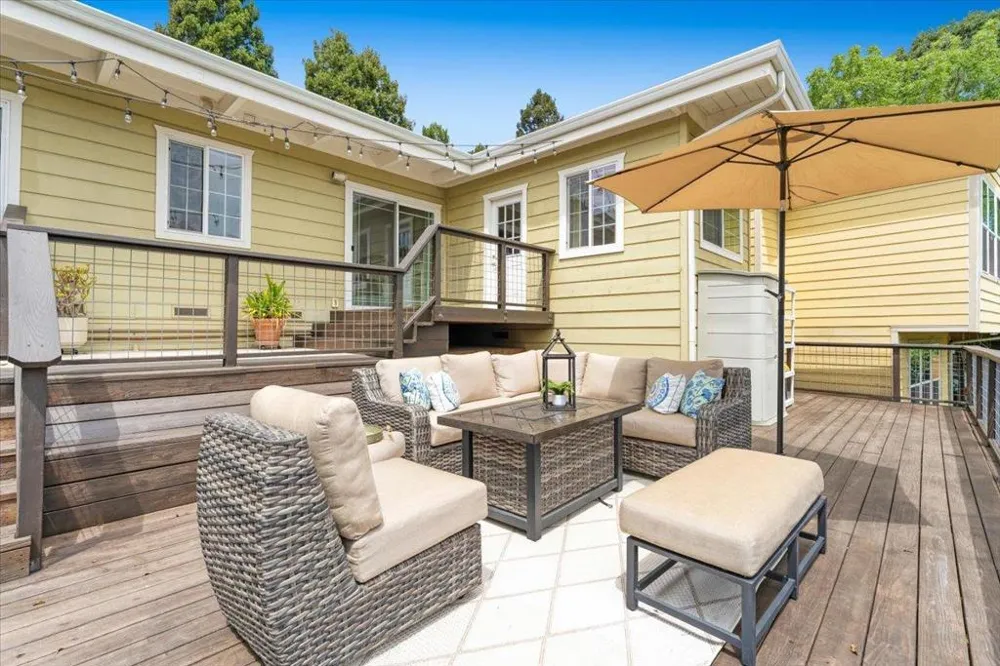 853 Old San Jose Road Soquel, CA 95073