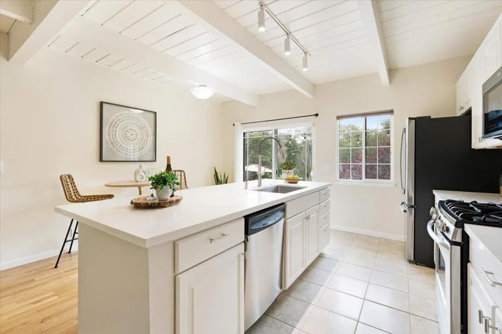 853 Old San Jose Road Soquel, CA 95073