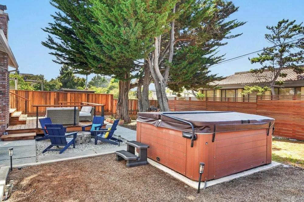 229 16th Avenue Santa Cruz, CA 95062