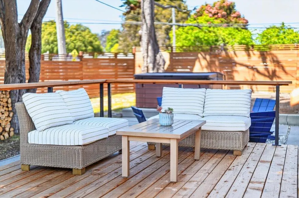 229 16th Avenue Santa Cruz, CA 95062