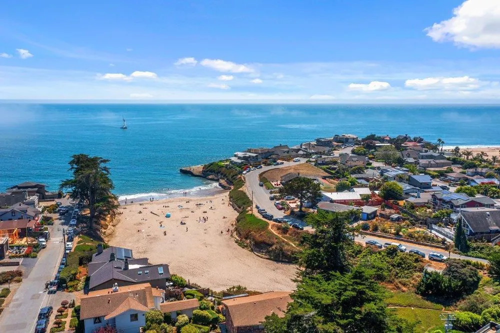 229 16th Avenue Santa Cruz, CA 95062