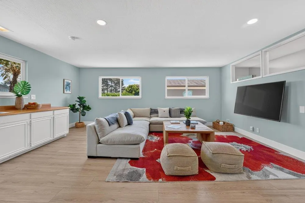 229 16th Avenue Santa Cruz, CA 95062